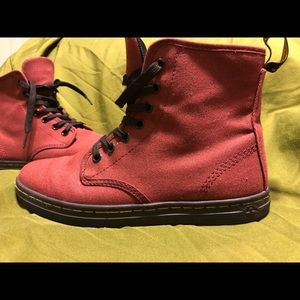 Maroon Shoreditch 7-eye boot from Dr. Martens.